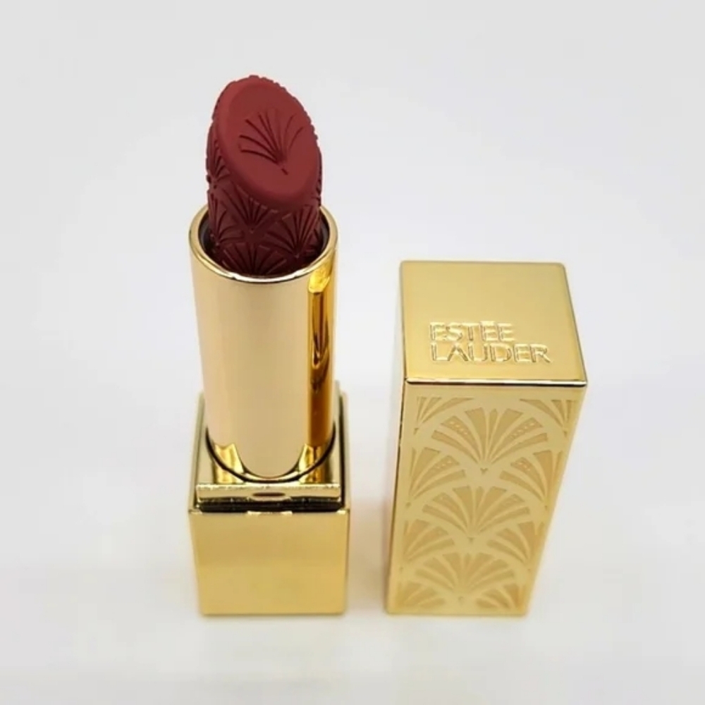 Estee Lauder Lipstick (New)